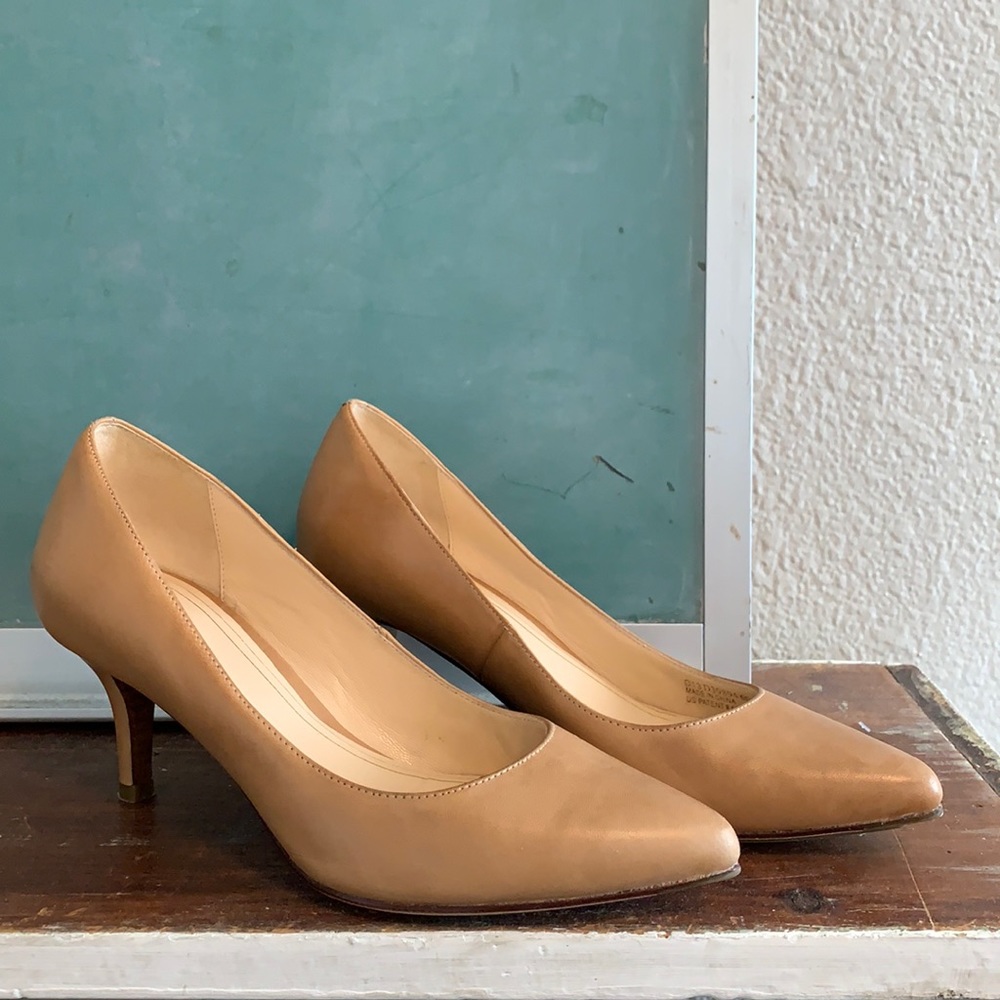 Cole Haan pointy toe pumps tan leather 6